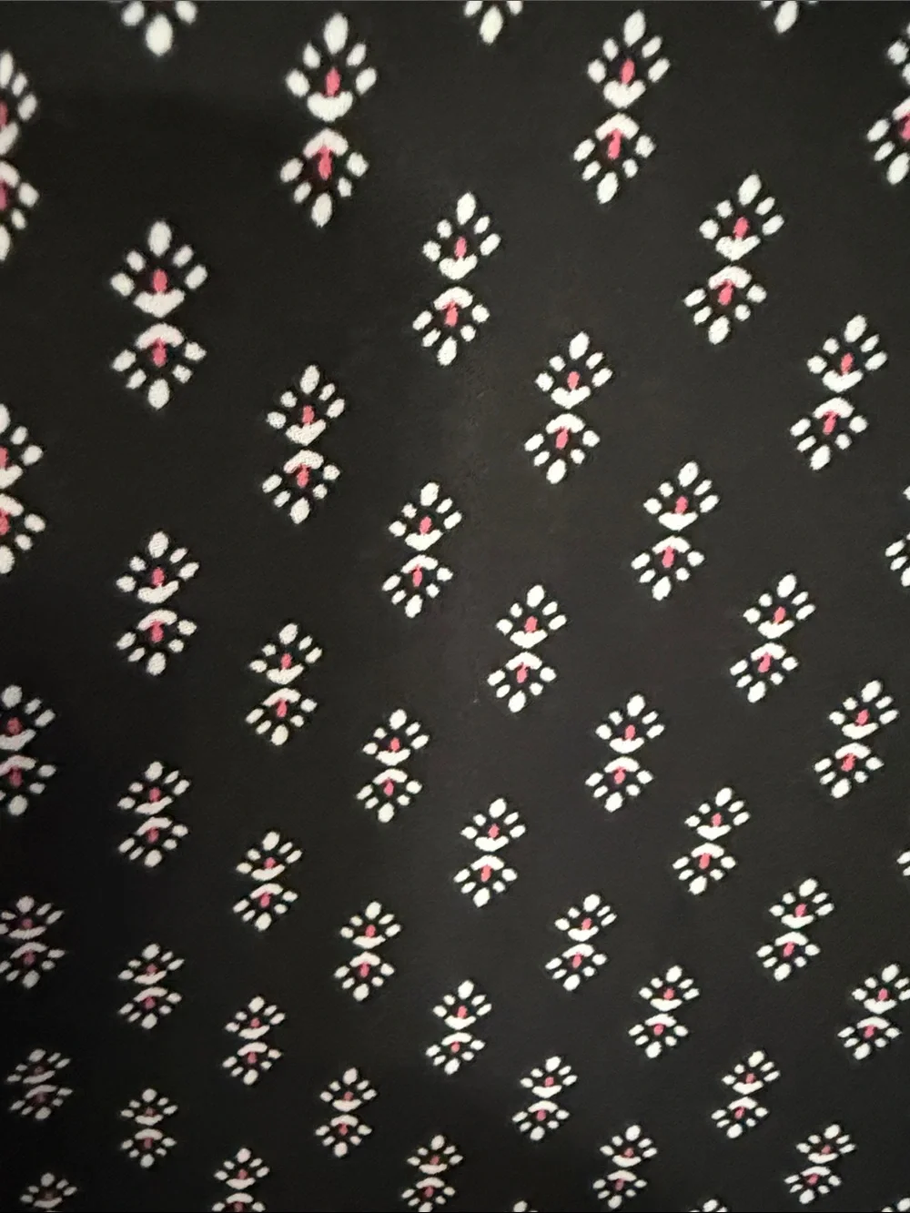 torrid size 1. Black Blouse with White Geometric Print - Picture 4 of 4
